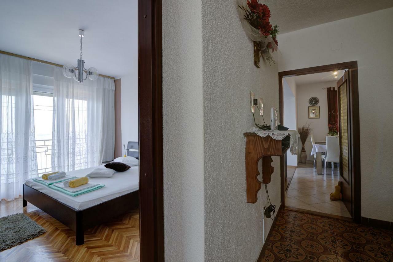 סנג' Apartment Luca מראה חיצוני תמונה